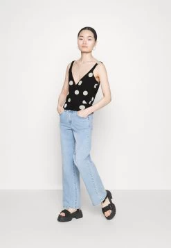 Anna Field -Anna Field d2093afd356d4fb986c618c51d48bec9